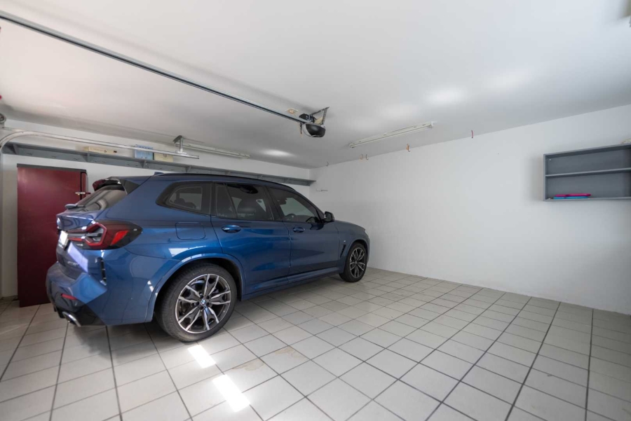 4 Bedroom Property for Sale in Camps Bay Western Cape